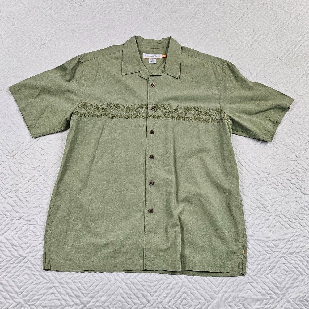QuikSilver Shirt Mens L Green Comfort Fit Embroidered Button Up Tropical Beach